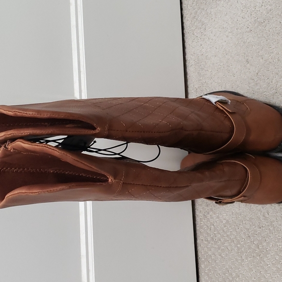 Leather boots - Picture 3 of 4